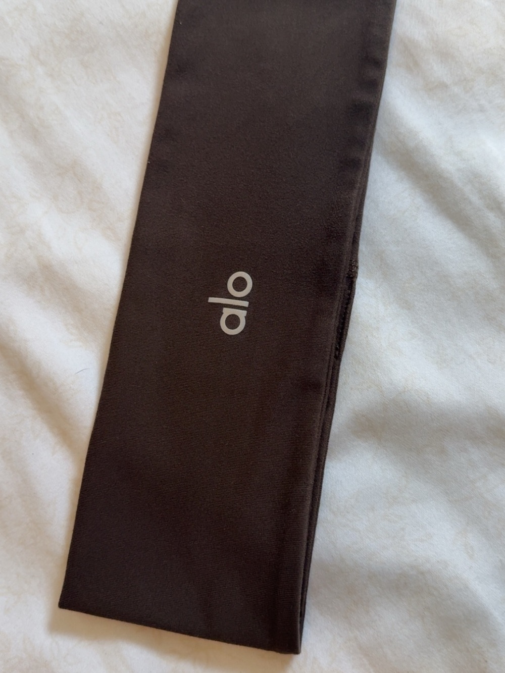 ALO Yoga Chocolate Brown Headband One Size New Without Tags